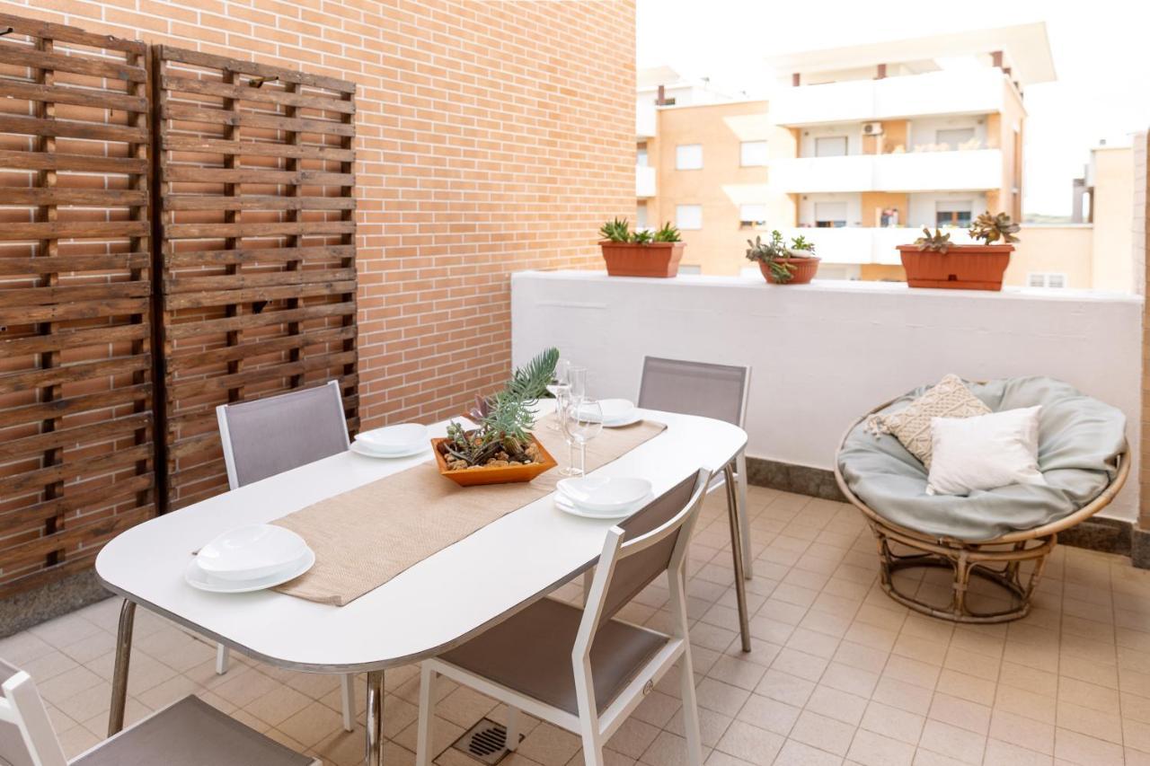 Loft Con Terrazzo - 3 Min Dalle Autostrade By Followgreenhouserome Luaran gambar